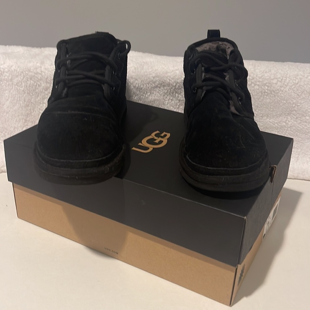 Ugg ~ Neumel Chukka Boot View 3